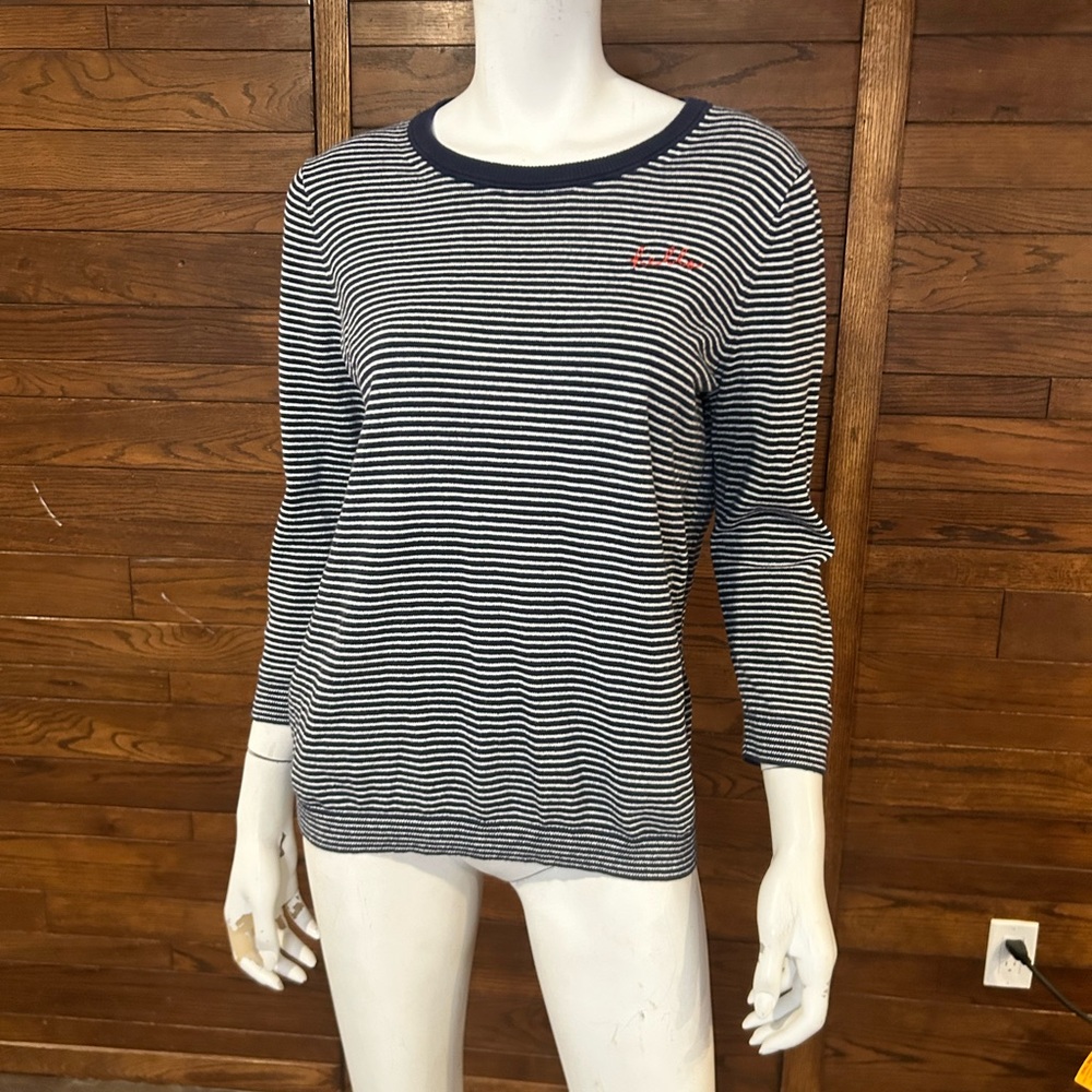 GAP. Striped Navy blue and White Women's Top. “Hello” size medium.